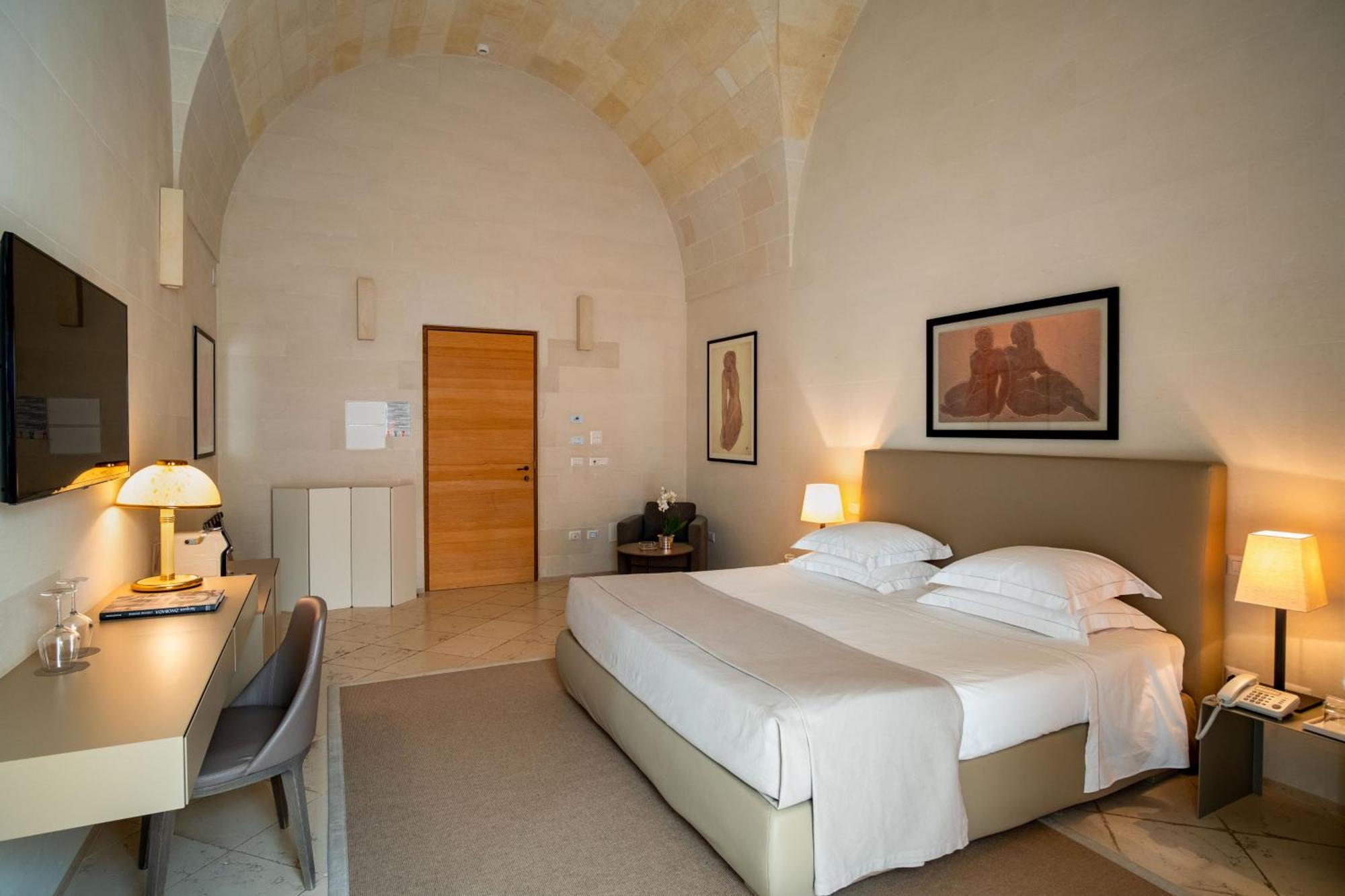 La Fiermontina Luxury Home Hotel Lecce Bagian luar foto